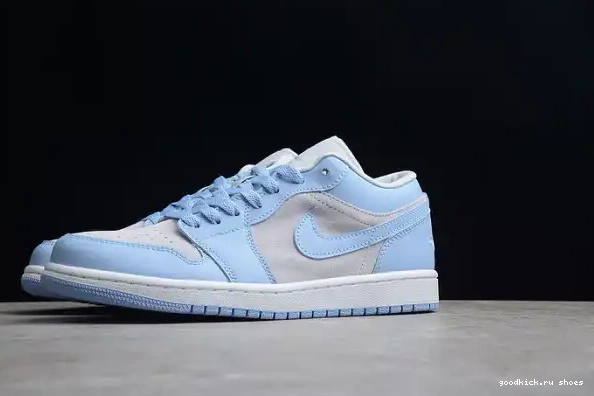 80% Off Sale University DC0774-050 Jordan (W) Low Blue 1 0323